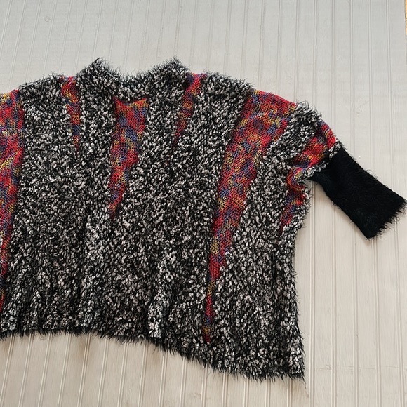 Oversized Boxy Knit Art To Wear Mixed Media Eyelash Fringe Sweater Top One Size - Picture 15 of 15